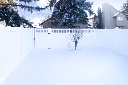 3 9619 180 Street, Edmonton, AB - Outdoor