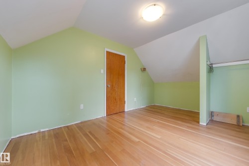 10907 67 Avenue, Edmonton, AB - Indoor Photo Showing Other Room