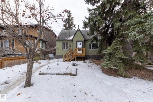 10907 67 Avenue, Edmonton, AB - Outdoor