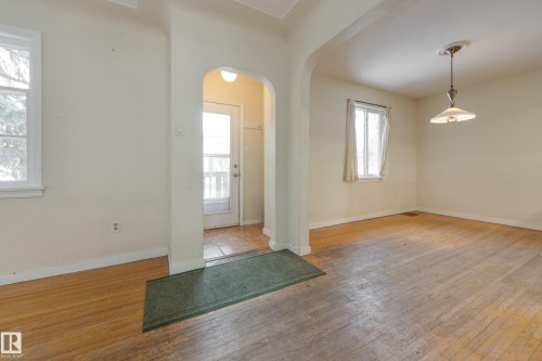 10907 67 Avenue, Edmonton, AB - Indoor Photo Showing Other Room
