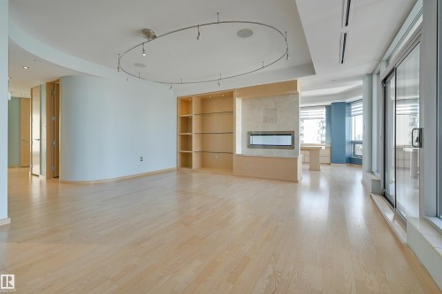 901 10035 Saskatchewan Drive, Edmonton, AB - Indoor Photo Showing Other Room