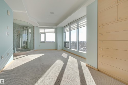 901 10035 Saskatchewan Drive, Edmonton, AB - Indoor Photo Showing Other Room