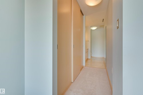901 10035 Saskatchewan Drive, Edmonton, AB - Indoor