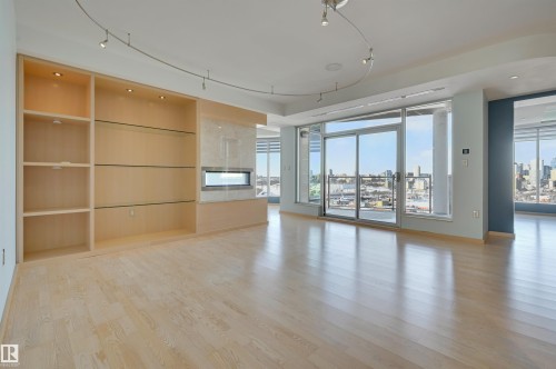 901 10035 Saskatchewan Drive, Edmonton, AB - Indoor Photo Showing Other Room