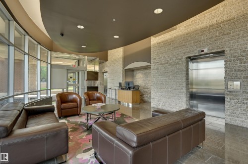 901 10035 Saskatchewan Drive, Edmonton, AB - Indoor