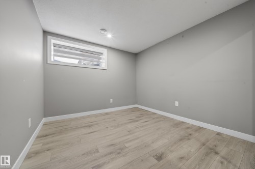1234 Daniels Crescent, Edmonton, AB - Indoor