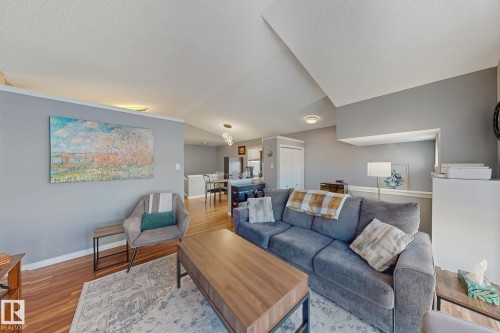 4515 149 Avenue, Edmonton, AB - Indoor Photo Showing Living Room