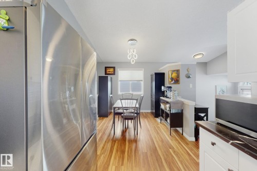 4515 149 Avenue, Edmonton, AB - Indoor Photo Showing Kitchen