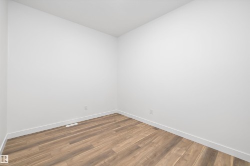 19304 29 Avenue, Edmonton, AB - Indoor Photo Showing Other Room