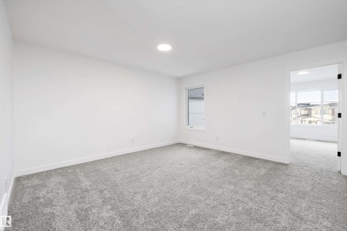19304 29 Avenue, Edmonton, AB - Indoor Photo Showing Other Room