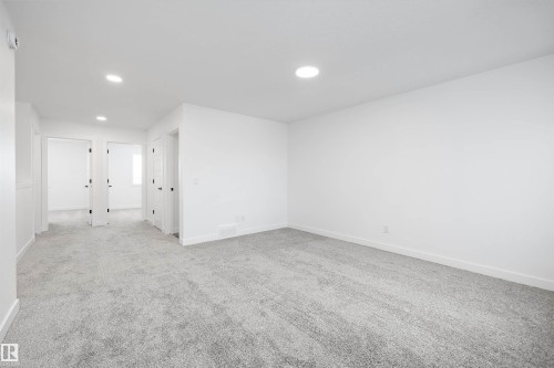19304 29 Avenue, Edmonton, AB - Indoor Photo Showing Other Room