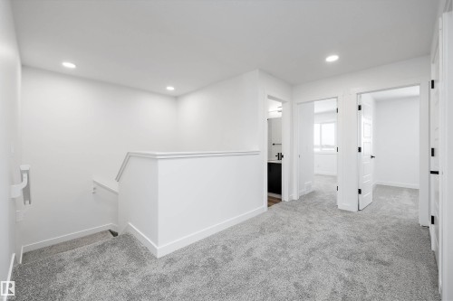 19304 29 Avenue, Edmonton, AB - Indoor Photo Showing Other Room