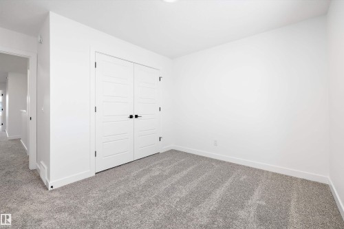 19304 29 Avenue, Edmonton, AB - Indoor Photo Showing Other Room