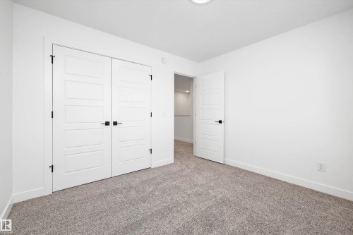 19304 29 Avenue, Edmonton, AB - Indoor Photo Showing Other Room