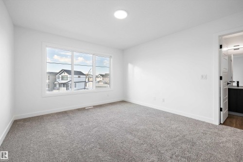 19304 29 Avenue, Edmonton, AB - Indoor Photo Showing Other Room