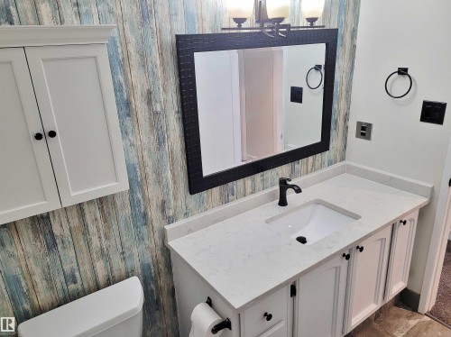 44 10172 118 Street, Edmonton, AB - Indoor Photo Showing Bathroom