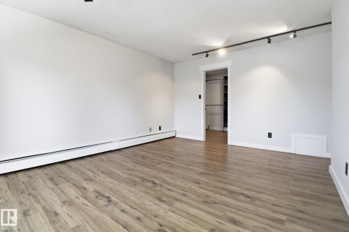 44 10172 118 Street, Edmonton, AB - Indoor Photo Showing Other Room