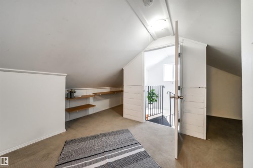 9832 85 Avenue, Edmonton, AB - Indoor