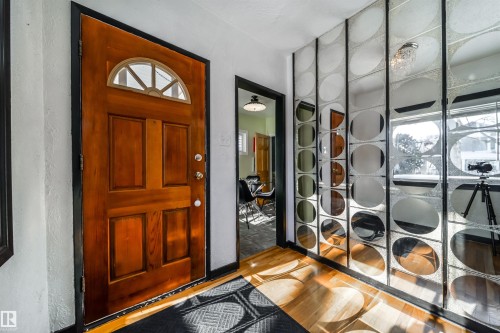 9832 85 Avenue, Edmonton, AB - Indoor Photo Showing Other Room