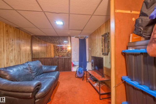 21 Amberly Court, Edmonton, AB - Indoor