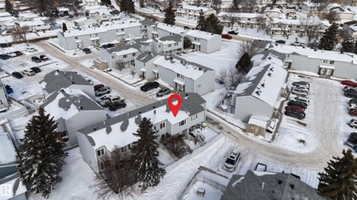 21 Amberly Court, Edmonton, AB - Outdoor With View