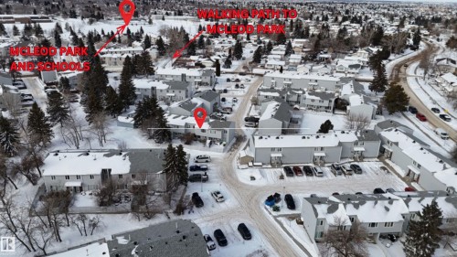 21 Amberly Court, Edmonton, AB - Outdoor With View