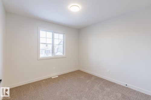 17537 62A Street, Edmonton, AB - Indoor Photo Showing Other Room