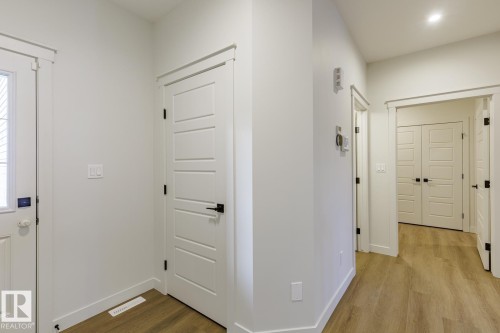 17537 62A Street, Edmonton, AB - Indoor Photo Showing Other Room