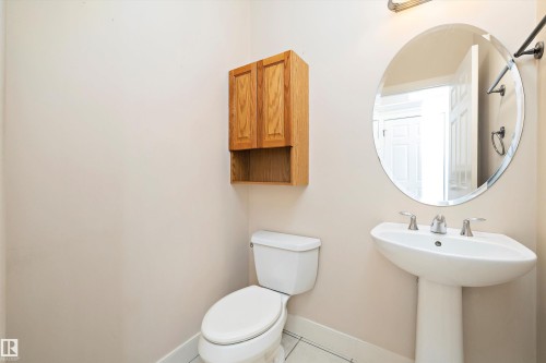 7 17603 99 Street, Edmonton, AB - Indoor Photo Showing Bathroom