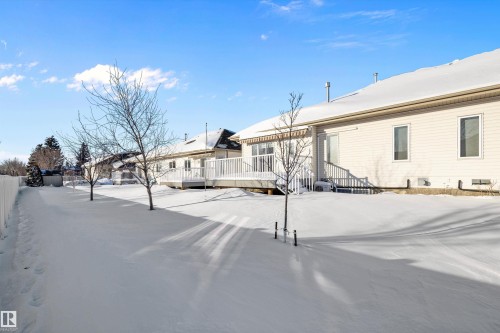 7 17603 99 Street, Edmonton, AB - Outdoor