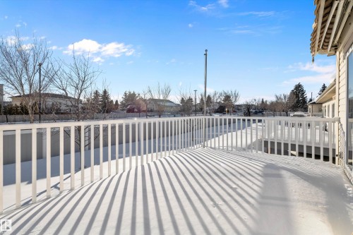 7 17603 99 Street, Edmonton, AB - Outdoor