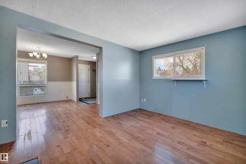 4712 49 Street, Calmar, AB - Indoor Photo Showing Other Room
