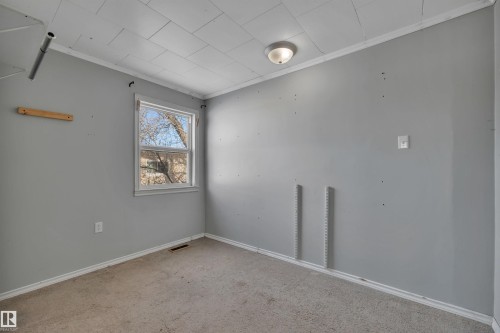 4712 49 Street, Calmar, AB - Indoor Photo Showing Other Room