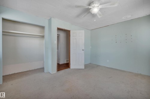 4712 49 Street, Calmar, AB - Indoor Photo Showing Other Room