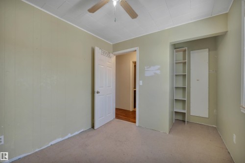 4712 49 Street, Calmar, AB - Indoor Photo Showing Other Room