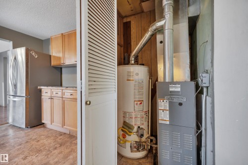 4712 49 Street, Calmar, AB - Indoor Photo Showing Basement