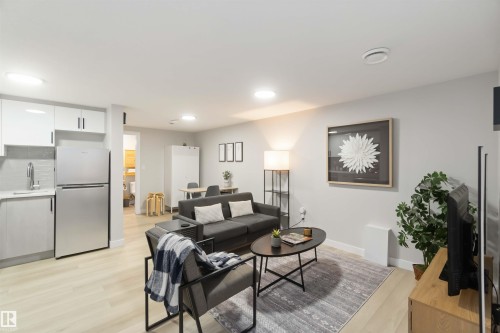 9145 154 Street, Edmonton, AB - Indoor