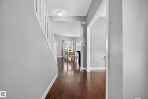 90 Hilldowns Drive, Spruce Grove, AB - Indoor Photo Showing Other Room