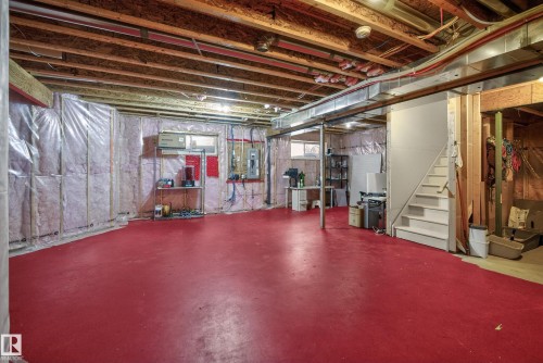 90 Hilldowns Drive, Spruce Grove, AB - Indoor Photo Showing Basement