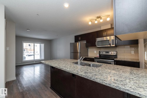 134 390 Windermere Road, Edmonton, AB - Indoor Photo Showing Kitchen With Double Sink With Upgraded Kitchen