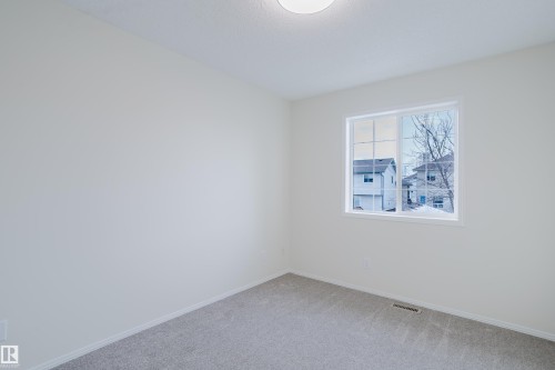 42 1780 Glastonbury Boulevard, Edmonton, AB - Indoor Photo Showing Other Room