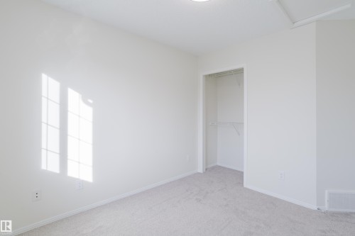 42 1780 Glastonbury Boulevard, Edmonton, AB - Indoor Photo Showing Other Room