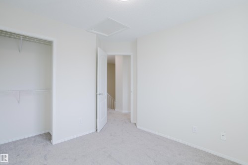 42 1780 Glastonbury Boulevard, Edmonton, AB - Indoor Photo Showing Other Room