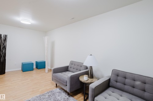 42 1780 Glastonbury Boulevard, Edmonton, AB - Indoor