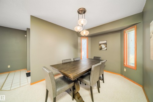 6931 14 Avenue, Edmonton, AB - Indoor Photo Showing Dining Room