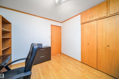 6931 14 Avenue, Edmonton, AB - Indoor Photo Showing Office