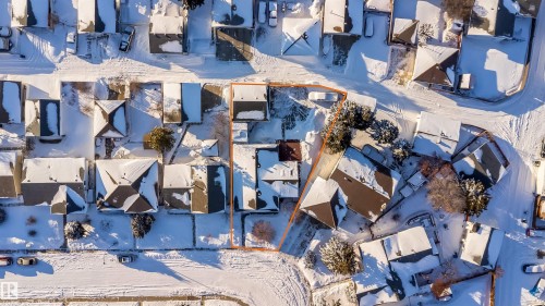 6931 14 Avenue, Edmonton, AB - Outdoor With View