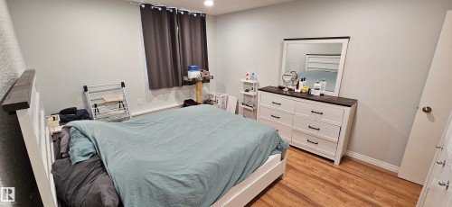 906 11307 99 Avenue, Edmonton, AB - Indoor Photo Showing Bedroom