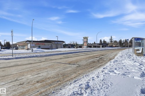 View of road with street lighting - 1482 Lakewood Road W, Edmonton, AB - Outdoor