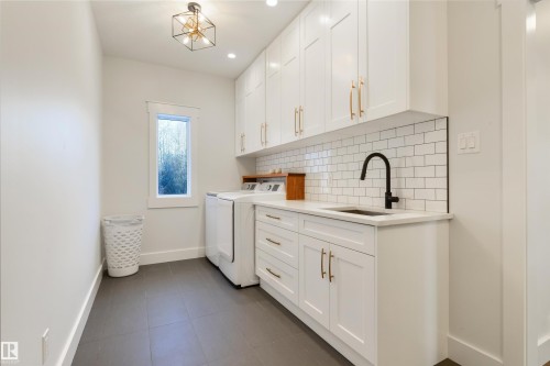14 2406 Twp Road 540, Rural Lac Ste. Anne County, AB - Indoor Photo Showing Kitchen